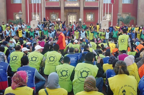Chomeurs manifestant devant parlement maroc
