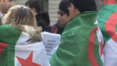 Algeriens de france manif anti systeme