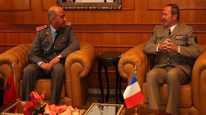 Coopération militaire maroco-française : Abdelfatah Louarak reçoit Jean-Pierre Dosser