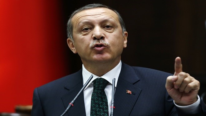 Tablettes et ordis: l’interdiction humiliante dénoncée par Erdogan
