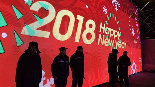 La magie du nouvel an 2018 à travers le monde en photos