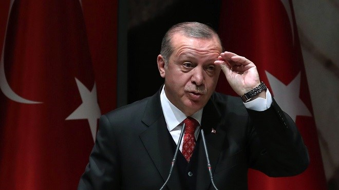 Une “statue” controversée d’Erdogan retirée en Allemagne