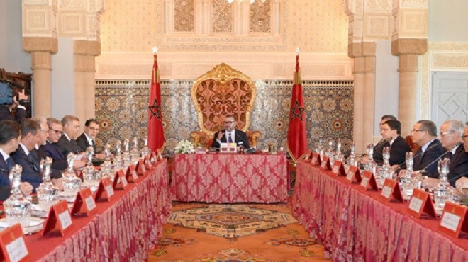 SM le Roi Mohammed VI préside à Rabat un Conseil des ministres