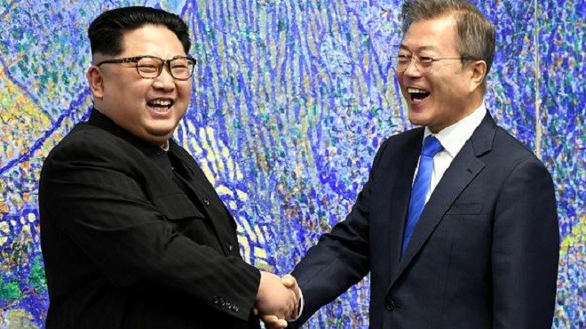 Corée : La diplomatie des poignées de mains