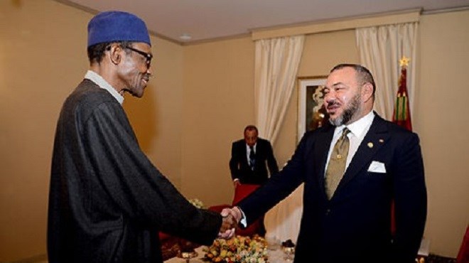 SM Mohammed VI s’entretient en tête-à-tête avec le président nigérian