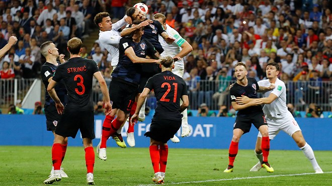 La Croatie bat l’Angleterre et rejoint la France en finale de la coupe du monde