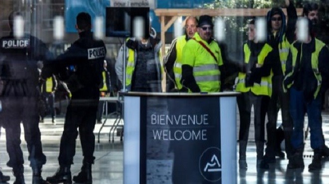 Gilets jaunes : 31.000 protestataires, un millier d’arrestations en France