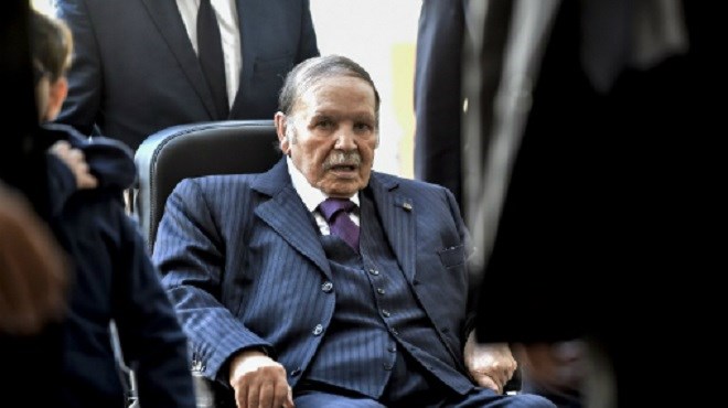 Algérie : Abdelaziz Bouteflika dépose sa candidature pour un 5e mandat