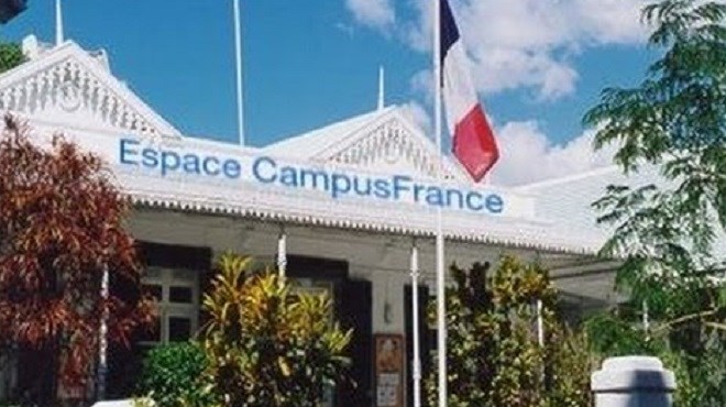 Frais d’inscription des étudiants étrangers : Campus France tire la sonnette d’alarme