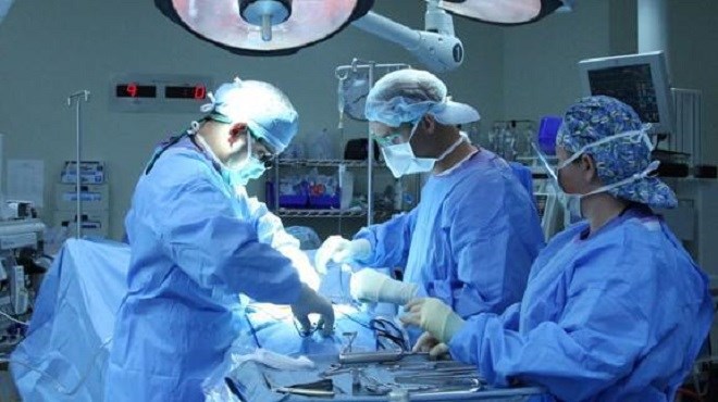 Réussite d’une opération délicate d’ablation d’un cancer de la prostate à l’hôpital Mohammed VI de Tanger