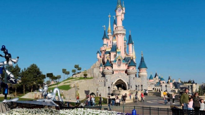 Panique à Disneyland Paris…