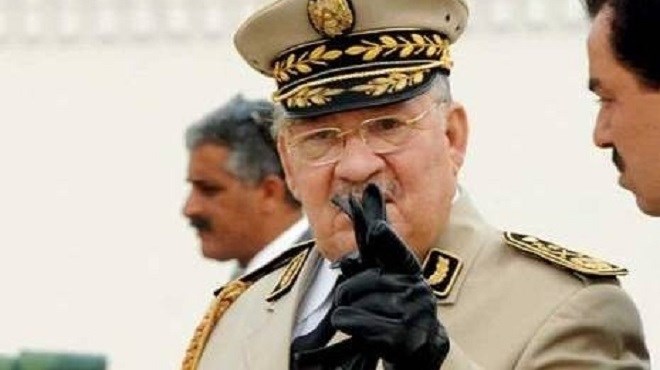 Algérie : Exiger le départ des «symboles du système» est «irraisonnable» (armée)