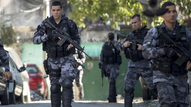 Dix morts dans une fusillade survenue dans une école en Brésil