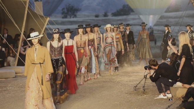 Marrakech abrite pour la première fois le défilé de Christian Dior