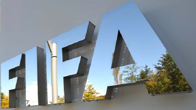 Covid-19 : La FIFA réfléchit à une aide au football mondial