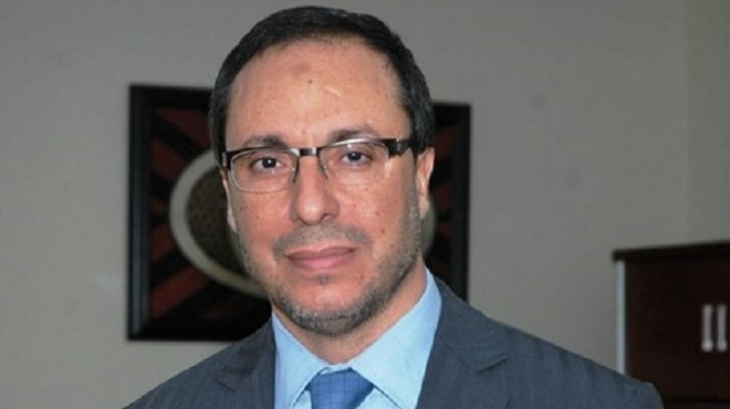 Abdelkader Amara : Guéri du Covid-19, le ministre de l’Equipement a quitté l’hôpital