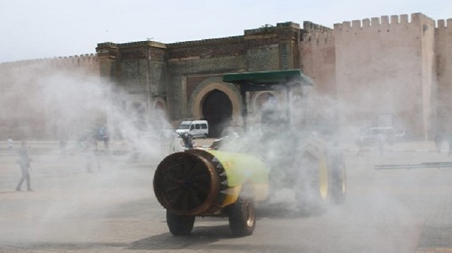 Covid19 : Des agriculteurs volontaires pour aseptiser les rues de Meknès