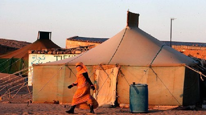 La délégation par Alger de la gestion des camps de Tindouf au polisario est une “violation” du droit international