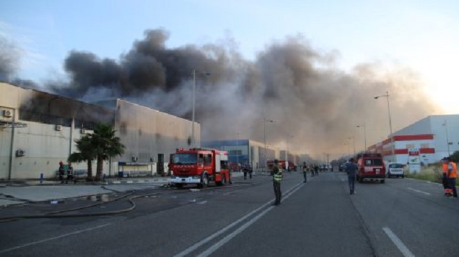 Tanger/ TFZ | Un incendie maîtrisé dans une unité industrielle