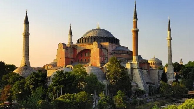 Turquie | Sainte-Sophie transformée en mosquée