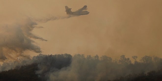 Feux de forêt au Portugal | Déploiement de deux Canadair des FAR