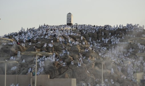 Plus de 2 millions de pèlerins au Mont Arafat pour le rite le plus important du Hajj