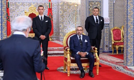 SM le Roi Mohammed VI reçoit le Wali de Bank Al-Maghrib