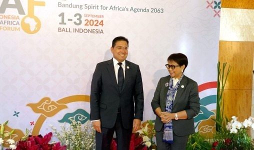 Nasser Bourita s’entretient à Bali avec la ministre indonésienne des Affaires étrangères