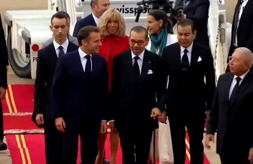 Maroc-France | Emmanuel Macron accueilli par Sa Majesté le Roi pour une visite d’État au Royaume